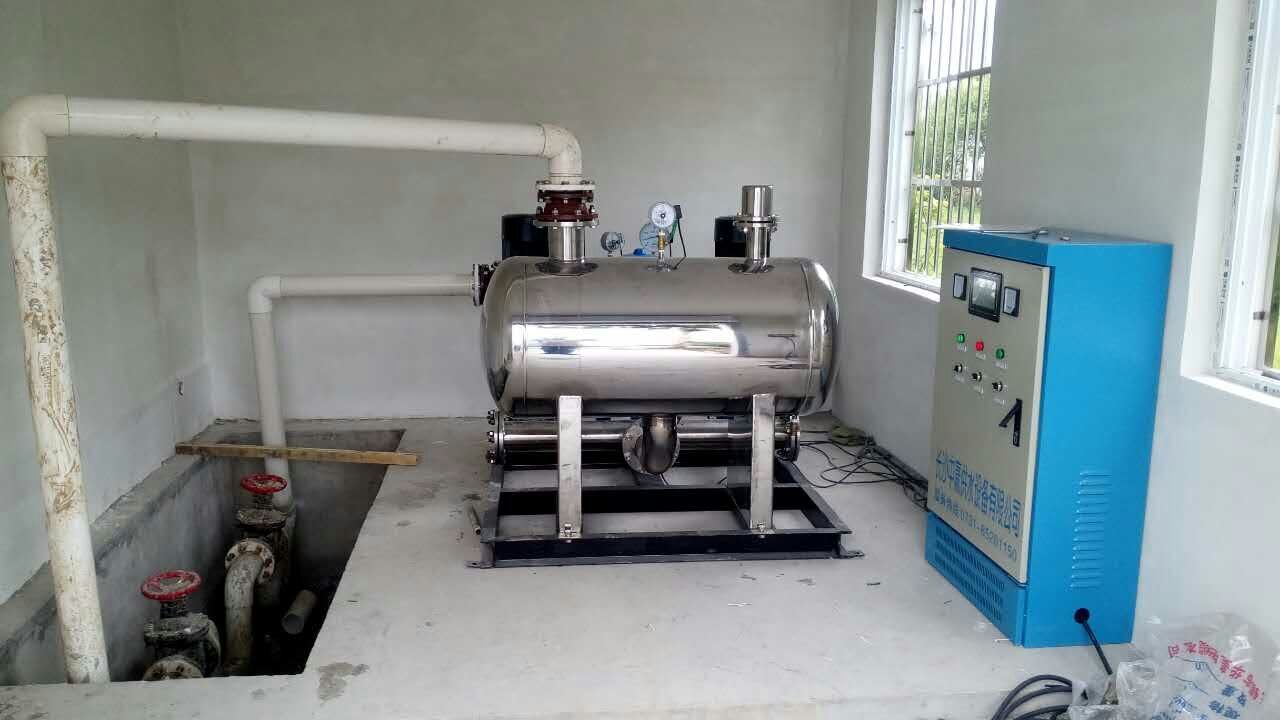 無(wú)壓供水設(shè)備圖片